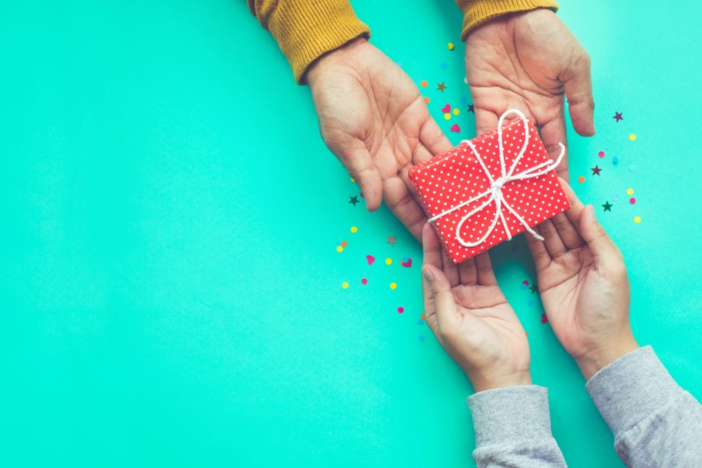 Inbound marketing is like giving a nice gift